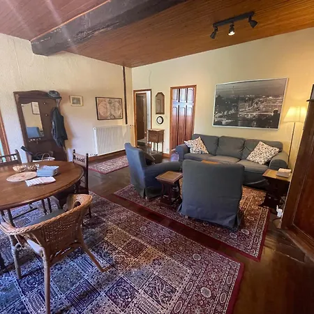 Дом отдыха Au Pied Du Chateau *