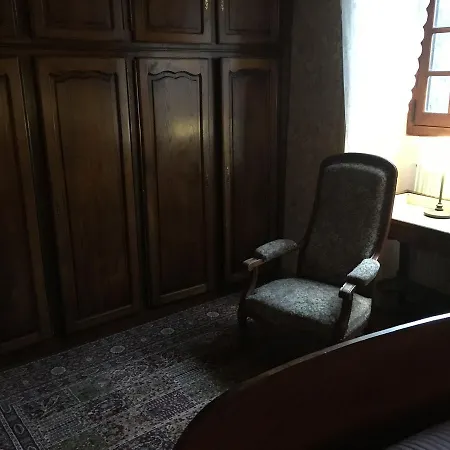 Au Pied Du Chateau * Bourdeilles