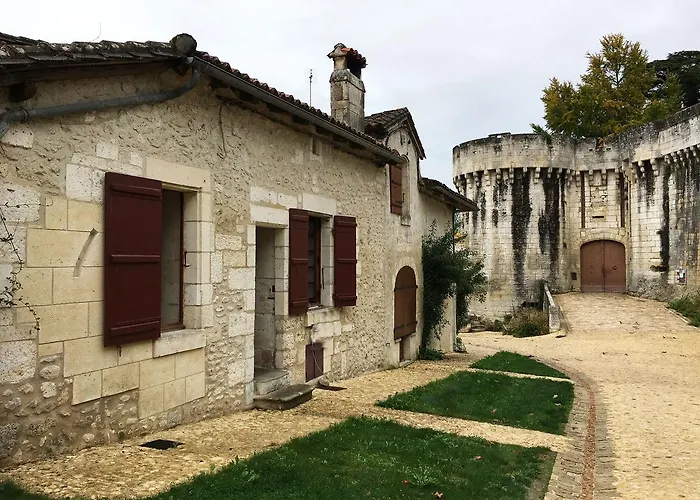 Сasa de vacaciones Au Pied Du Chateau *